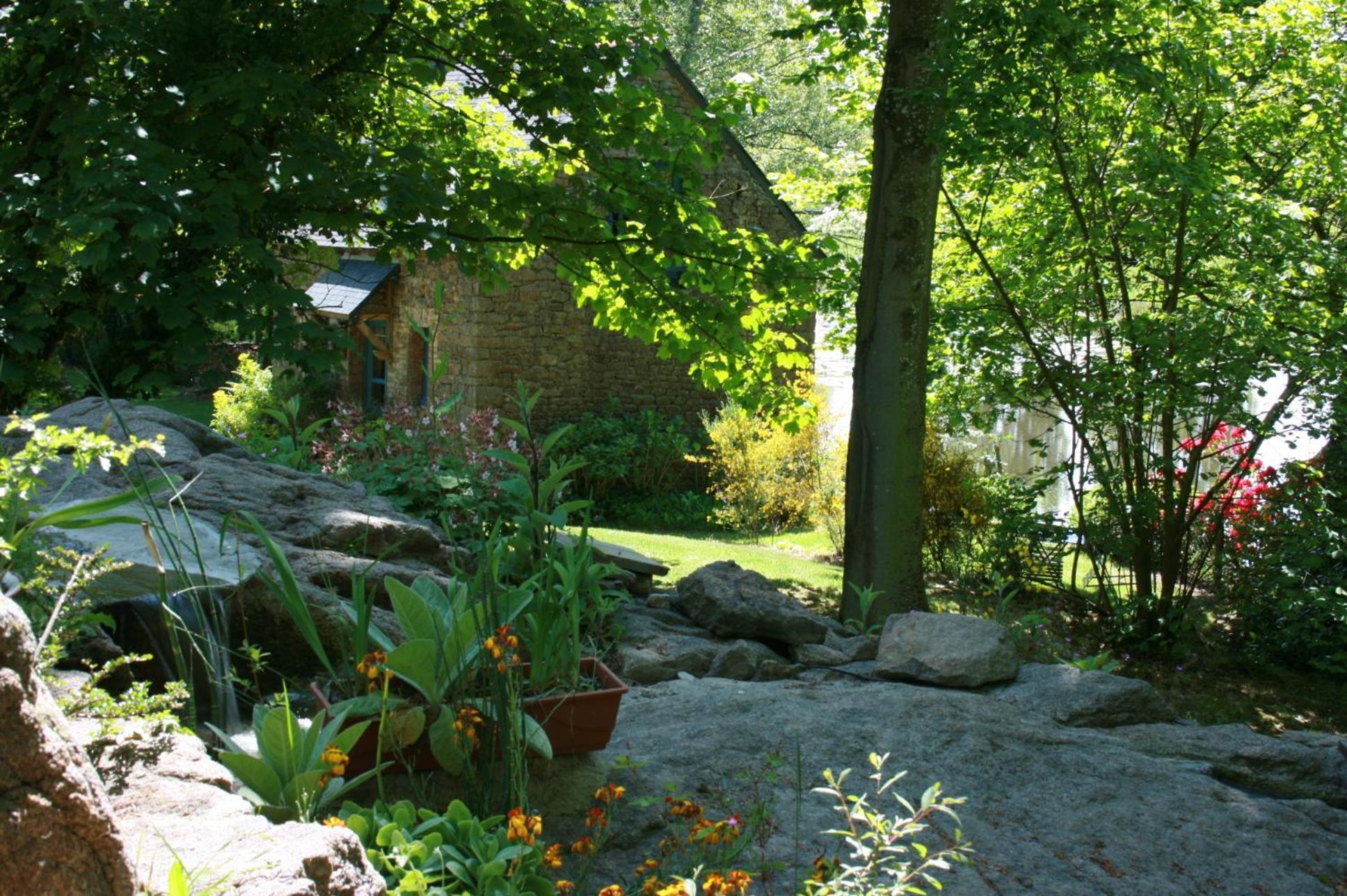 Bed and Breakfast Au Pont Ricoul Saint-Pierre-de-Plesguen Экстерьер фото