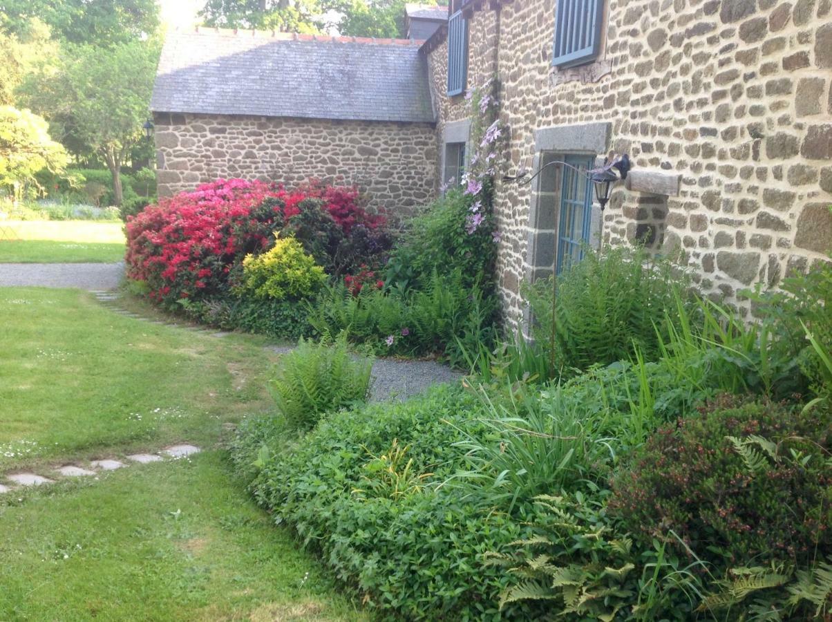 Bed and Breakfast Au Pont Ricoul Saint-Pierre-de-Plesguen Экстерьер фото